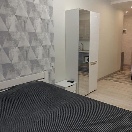 Apartmens On St. Fesenkovskaya 15 Lejlighed Kharkiv Eksteriør billede